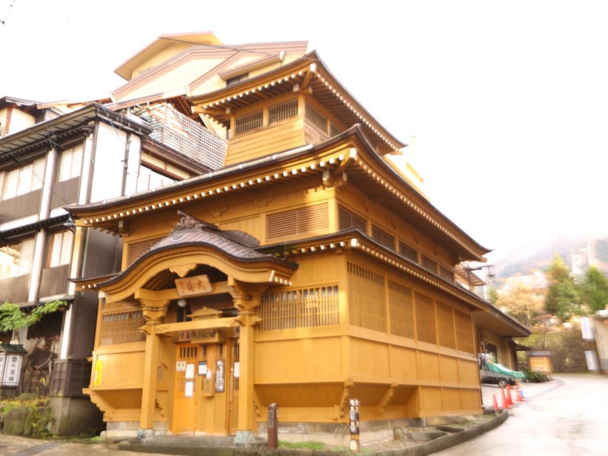 Tokiwaya Hotel Nozawaonsen Exterior photo